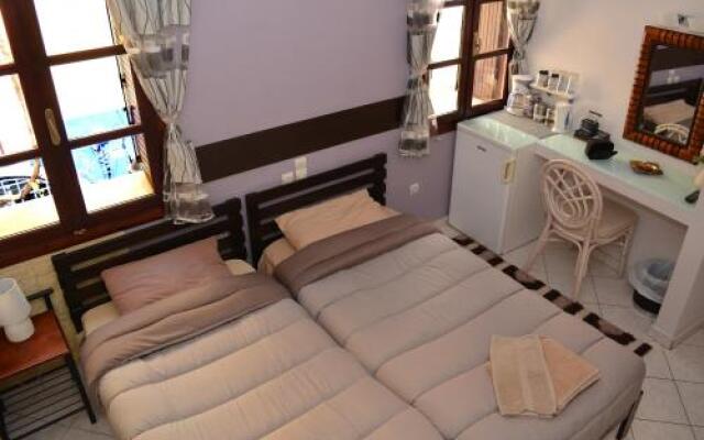 Enetiko Rooms