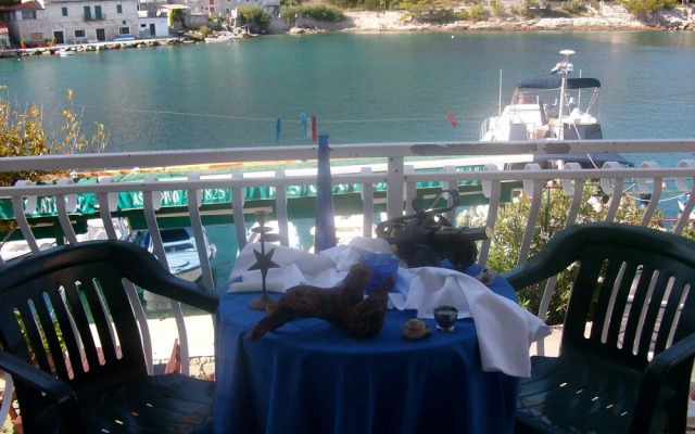 Riley - at the sea - A3-martino 3