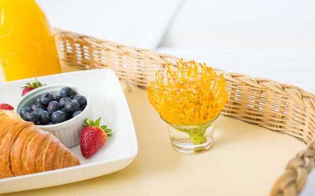 Mountain Manor Guest House & Executive Suites