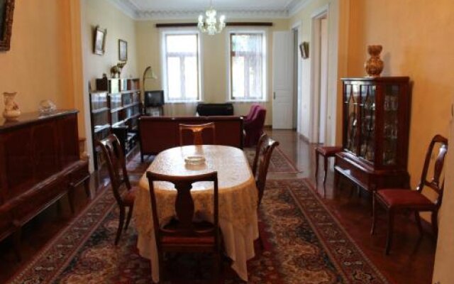 Guest House Rustaveli 38