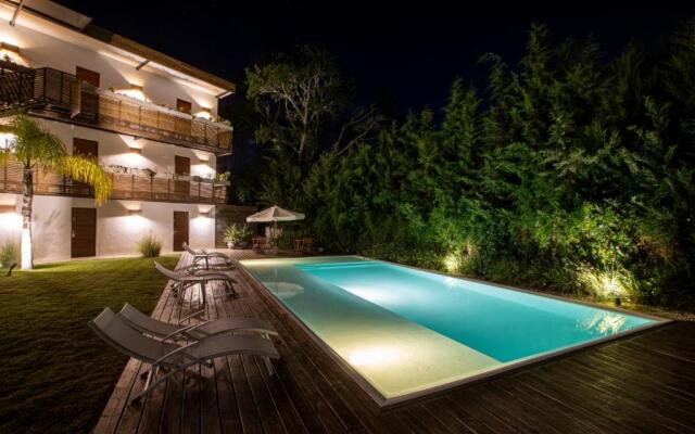 Live Hotel Boutique - Adults Only