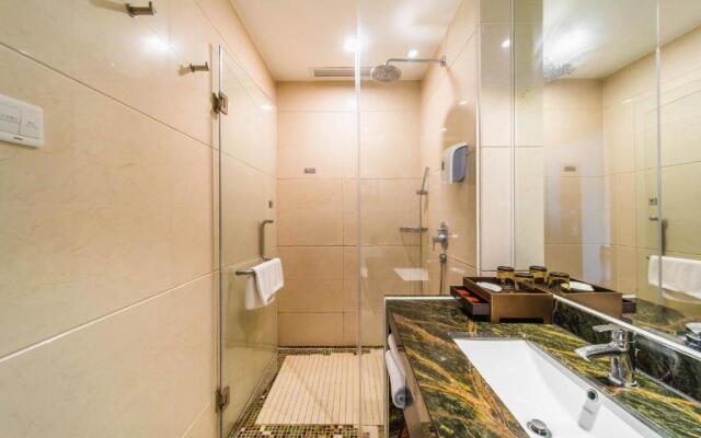 Huayu Mingfu Hotel
