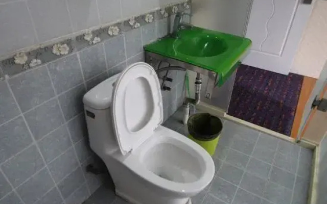 Yuebin Chain Hotel Shanghai Xinqiao
