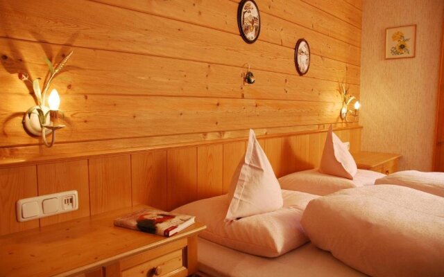 Ahnenhoefl Appartements