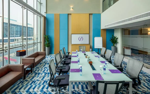 Flora Inn  Dubai Airport