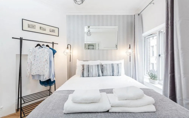 Trendy Covent Garden Apartment