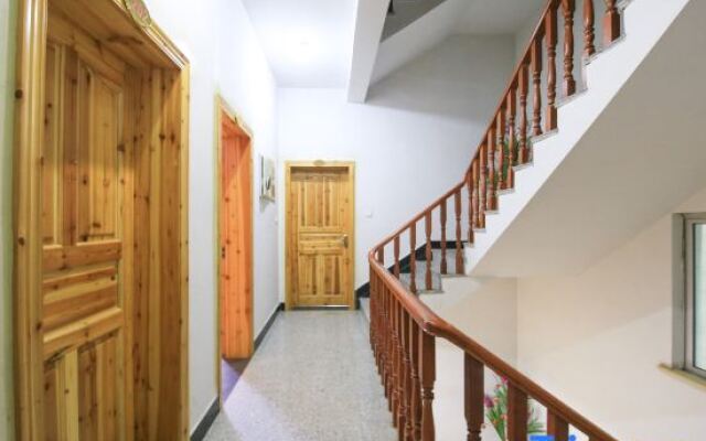 Li Keng Huaqiao Flowing Water Homestay