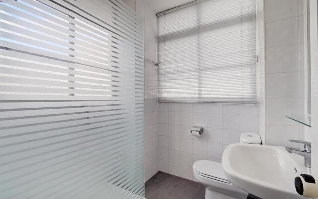 Apartment Boulevard 305