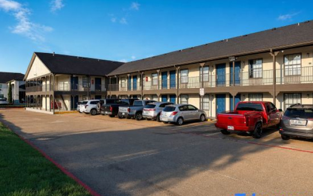 Studio 6 Suites – Mesquite, TX – Gross Rd.