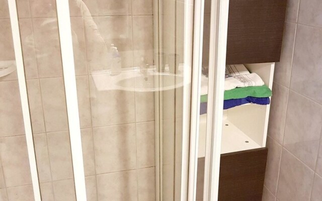 Studio in Bevaix, With Pool Access, Enclosed Garden and Wifi