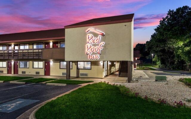 Red Roof Inn Hickory