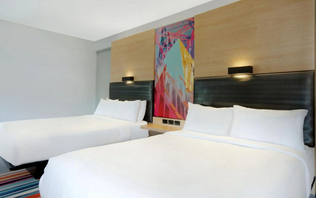 Aloft Oklahoma City Downtown - Bricktown