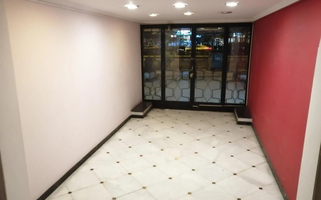 Alexandras Metro Studio