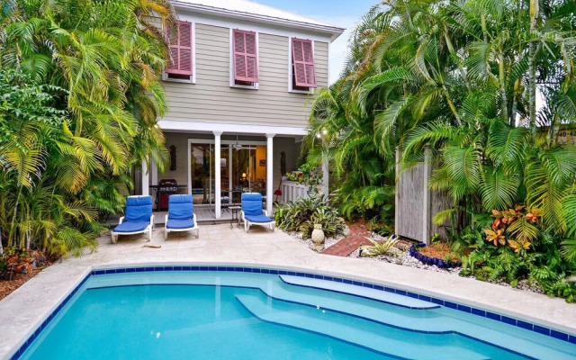 Amelia Home by Avantstay In Historic Old Town w/ Pool