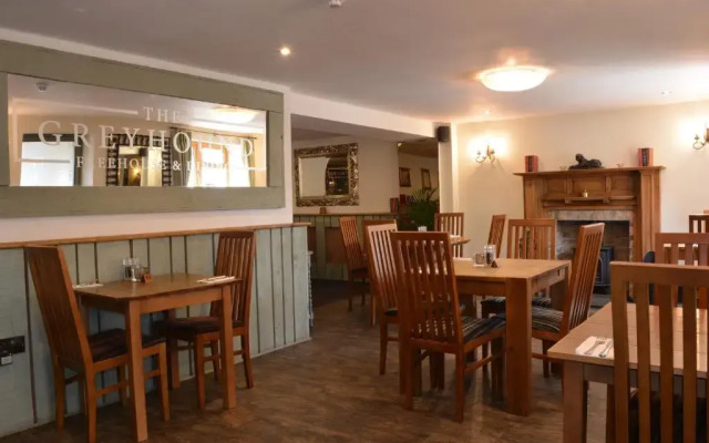 The Greyhound - Winterborne Kingston