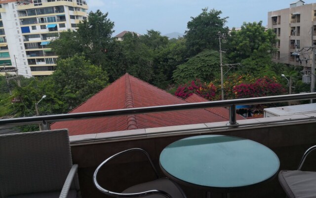 305 Jomtien Hill Resort