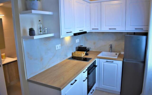 Christina's apartment 2