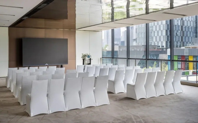 InterContinental Zhengzhou Zhengdong by IHG