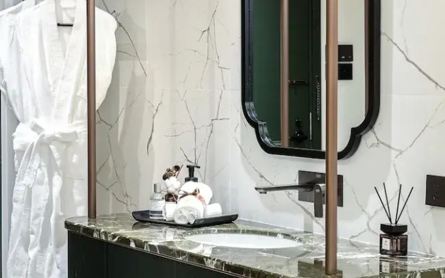 Vishan Garden Trendy Hostel