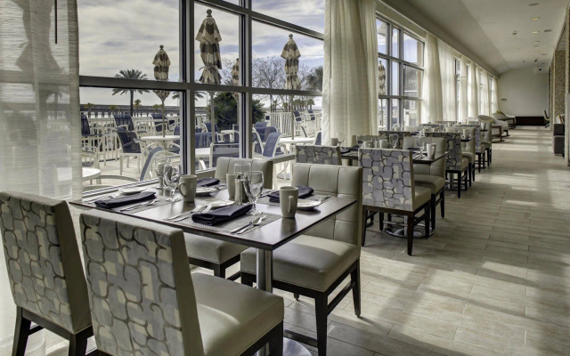 DoubleTree by Hilton Hotel Biloxi