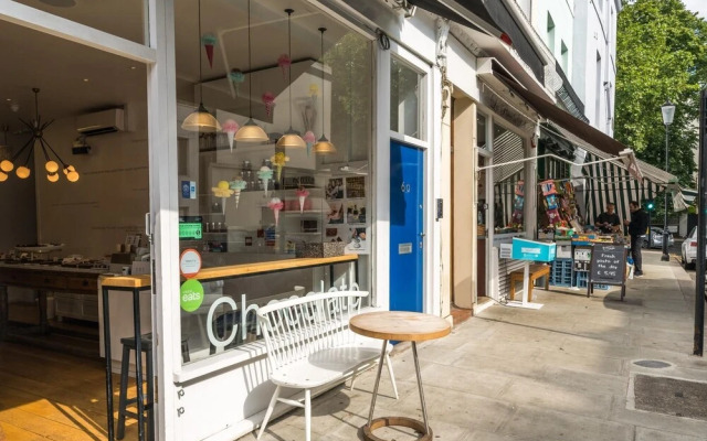 Lovely 1BD Flat + Private Balcony Near Portobello