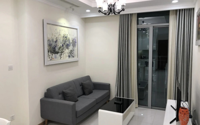 Justay Tresor Bach Dang River