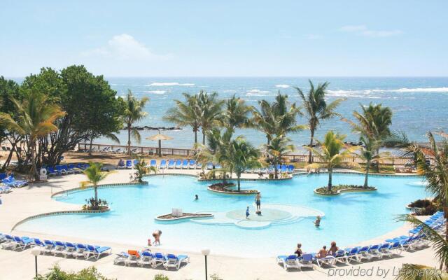 Coconut Bay Beach Resort & Spa All Inclusive