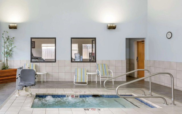 Best Western Plus Grant Creek Inn