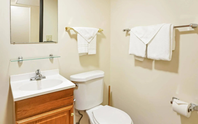 M Star North Canton - Hall of Fame