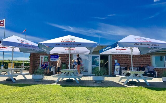 Hygge Strand Camping