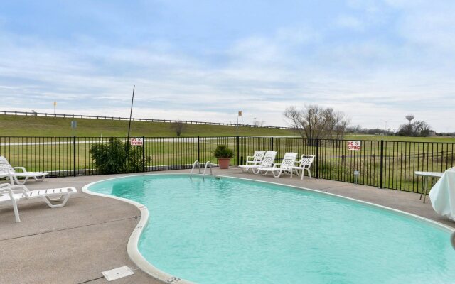 Americas Best Value Inn Schulenburg