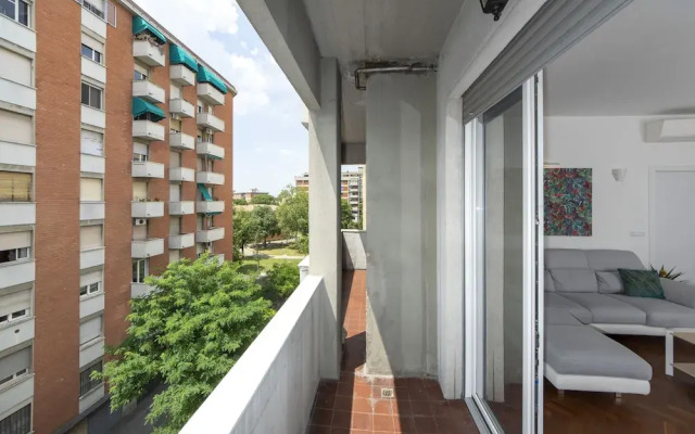 Housmart Fossolo 28 (Limited Hours Front Desk Need To Contact Property In Advance)
