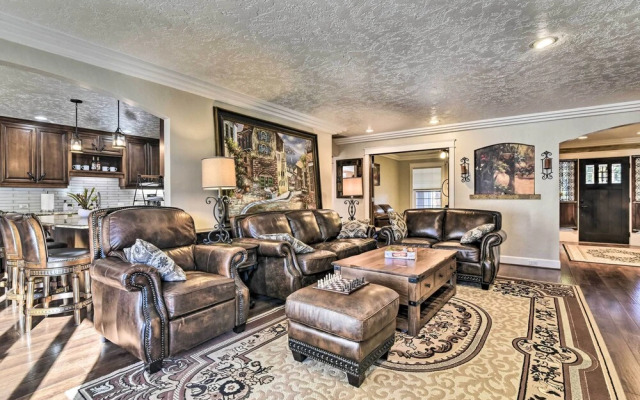 Milwaukie Vacation Rental w/ Backyard, Office