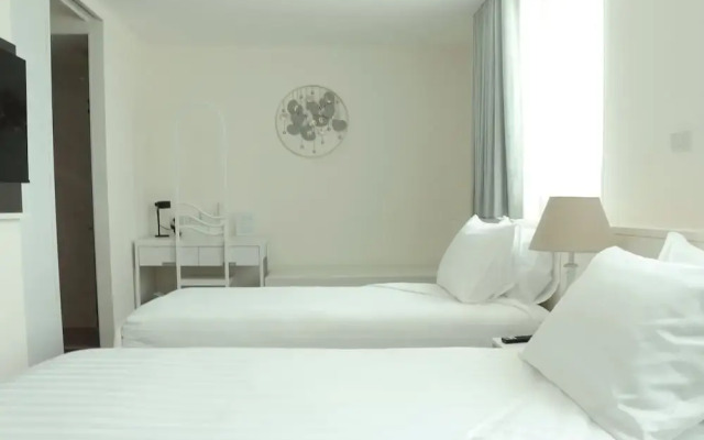 ResT Bangkok Poshtel