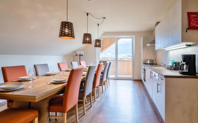 Charming Apartment in Gosau With Shared Sauna