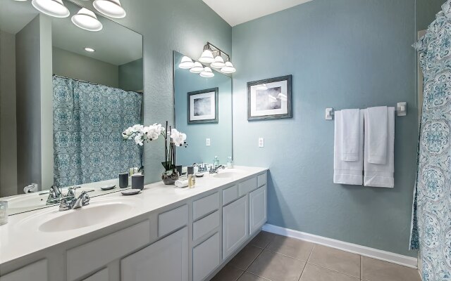 Updated Townhome, Near Conv Ctr, Universal & I-dr