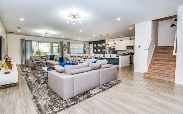 Broadoak Drive villa Solterra 4