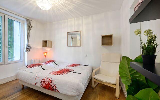 Beauty Accommodation For 4 People In Paris