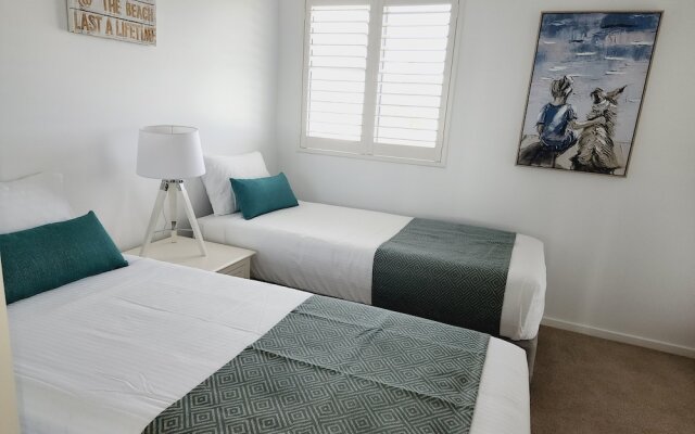 The Dunes Cotton Tree
