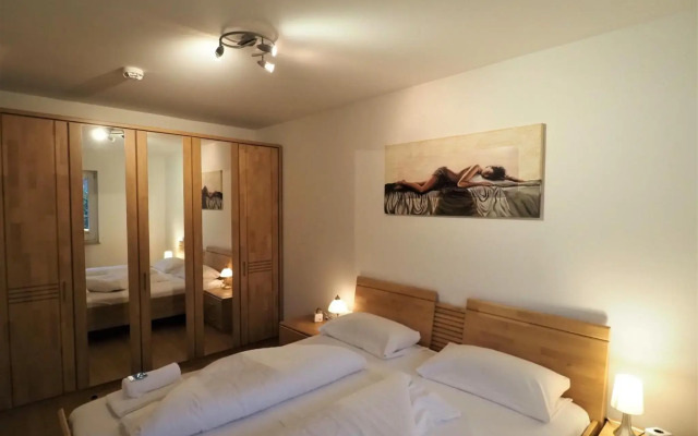 Villa Sola Bona, FW 2