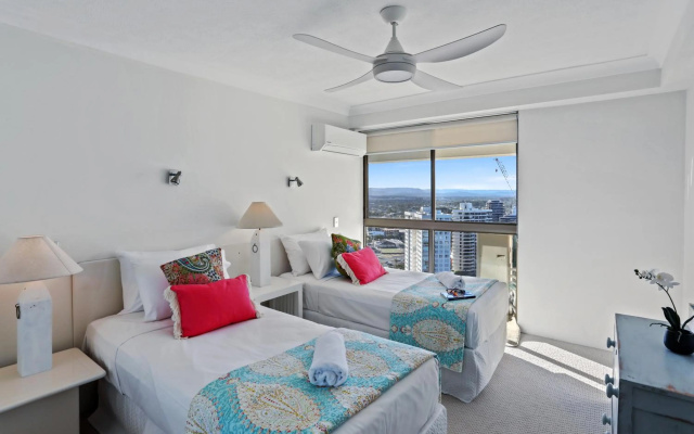Gemini Court Holiday Apartments – Guest Rooms – Gold Coast