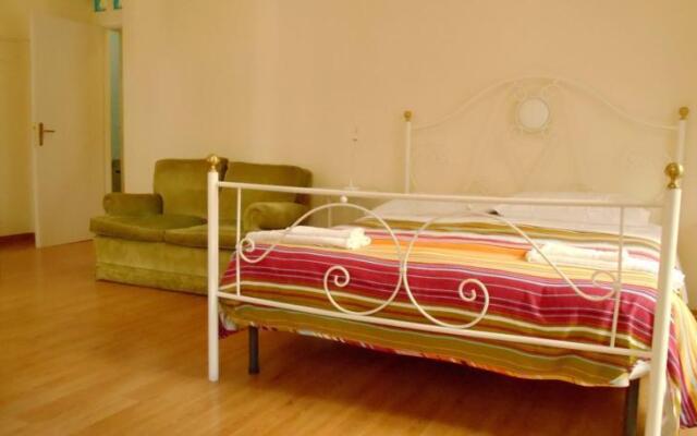 Ciccone Guest House N°3