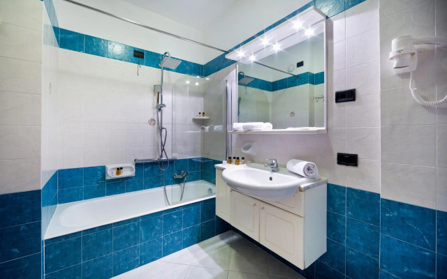 Alevic Hotel Sirmione