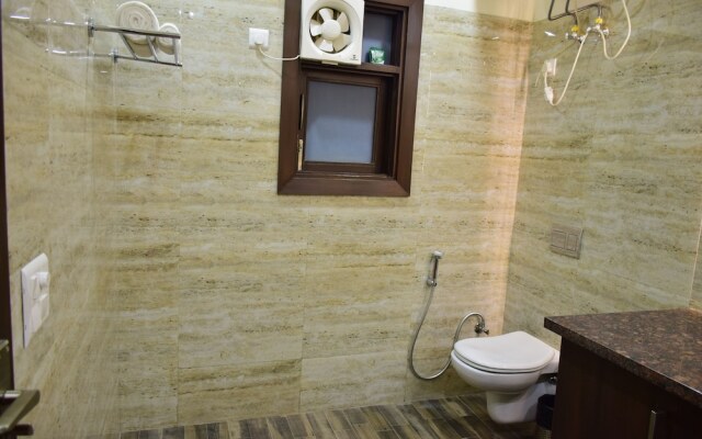 When In Gurgaon - Service Apartments Next to Artemis Hospital