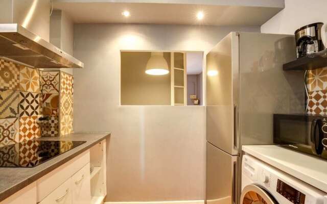 Beautiful 2bdr in Lovely Lesseps, 8mins to Metro