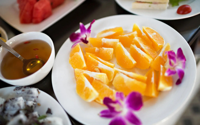 Golden Moon Suite Hotel