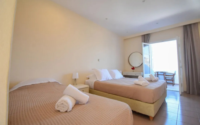 Apollonia Hotel