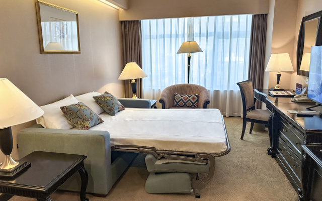 Celebrity International Grand Hotel – Guest Rooms – Beijing