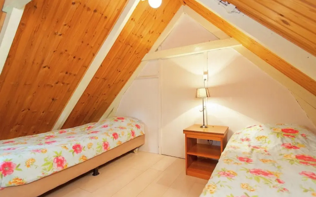 Quaint Farmhouse in Waskemeer near Forest