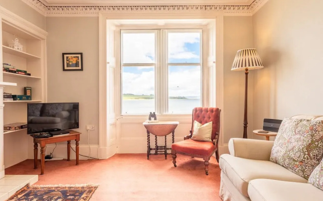Kilchattan Bay Holiday Home